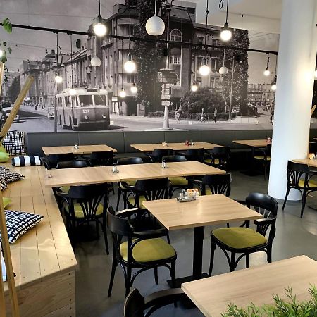 Ap 1 - Apartments 4U Brezinova "Overnight Simply" Hradec Králové Kültér fotó