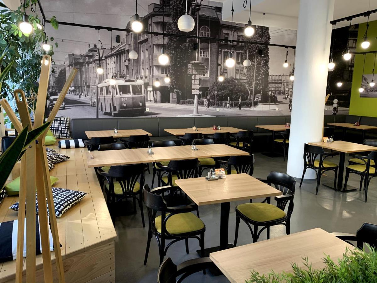 Ap 1 - Apartments 4U Brezinova "Overnight Simply" Hradec Králové Kültér fotó