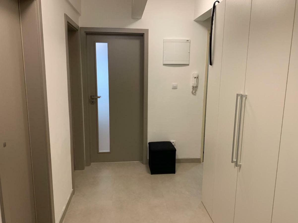 Ap 1 - Apartments 4U Brezinova "Overnight Simply" Hradec Králové Kültér fotó