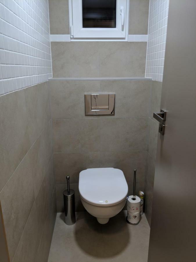 Ap 1 - Apartments 4U Brezinova "Overnight Simply" Hradec Králové Kültér fotó
